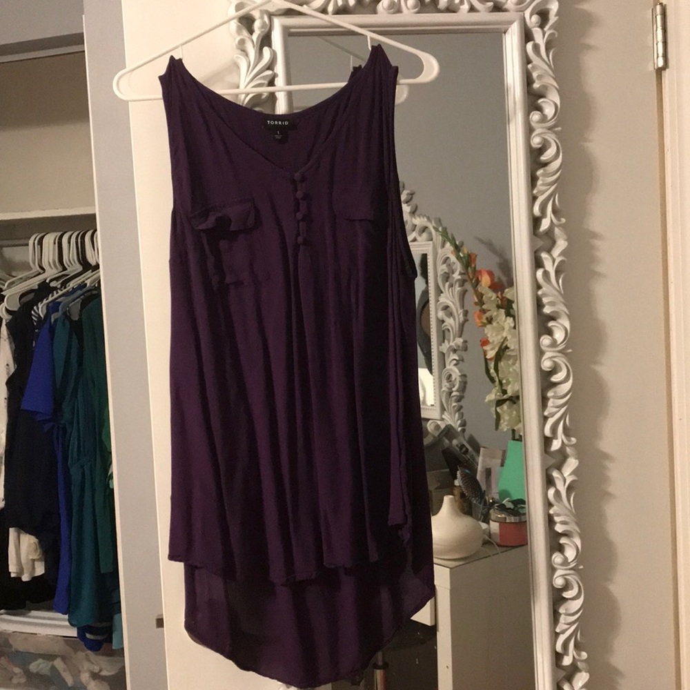 Torrid size 1 purple hi lo blouse